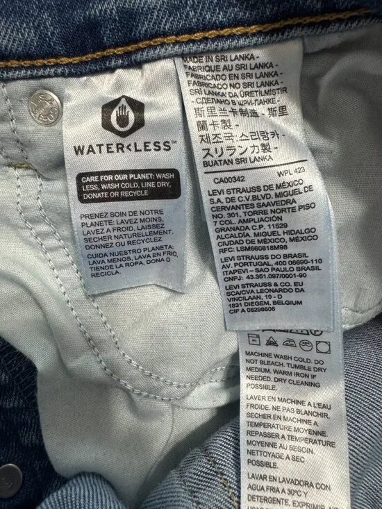 Levi's Wedgie Straight Jeans Women's Size 18W Blue Denim Button Fly - Picture 10 of 13